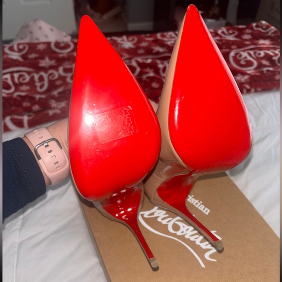 Christian Louboutin So Kate Pumps - Picture 6 of 12